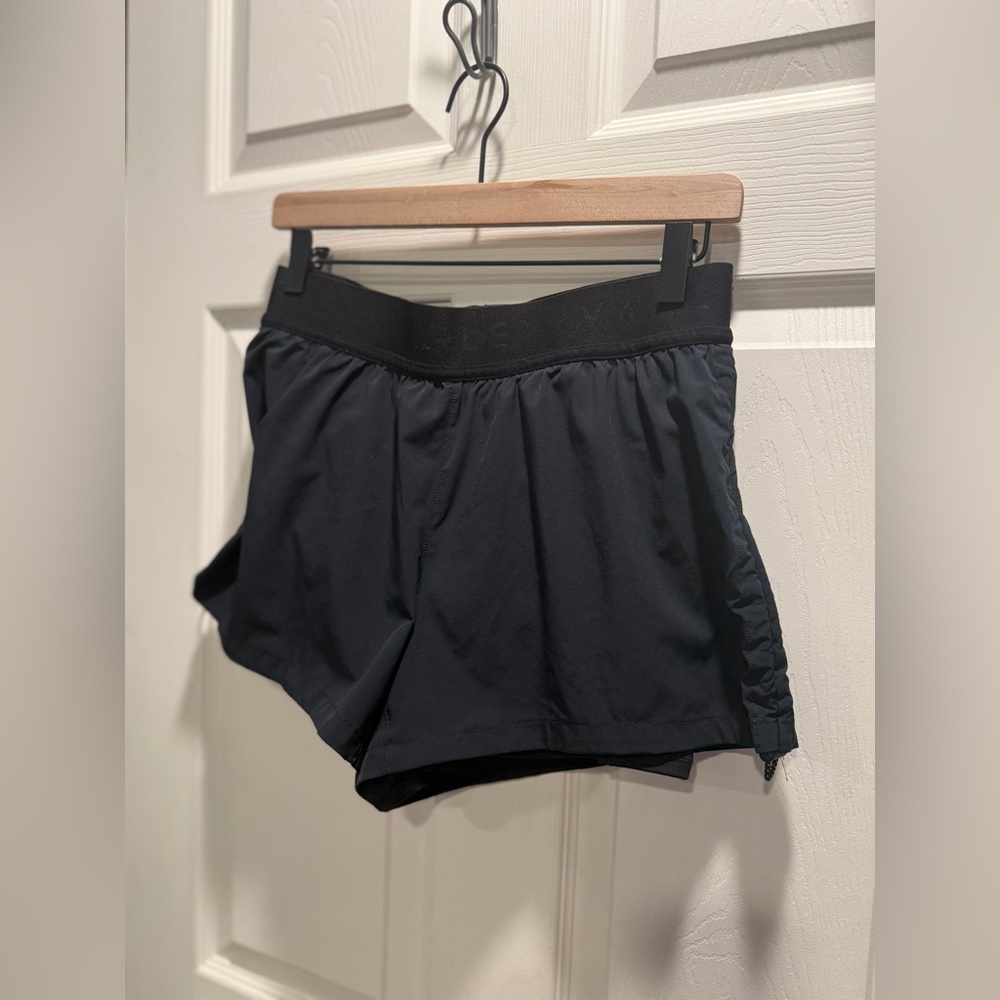 Varley Esmond 3” Shorts Black Size M High Rise - Picture 3 of 12